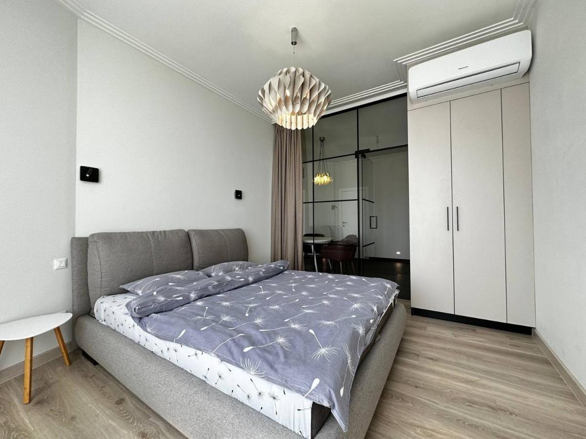 Sea Symphony 3-Bedrooms Lux Apartment Odesa Exterior foto