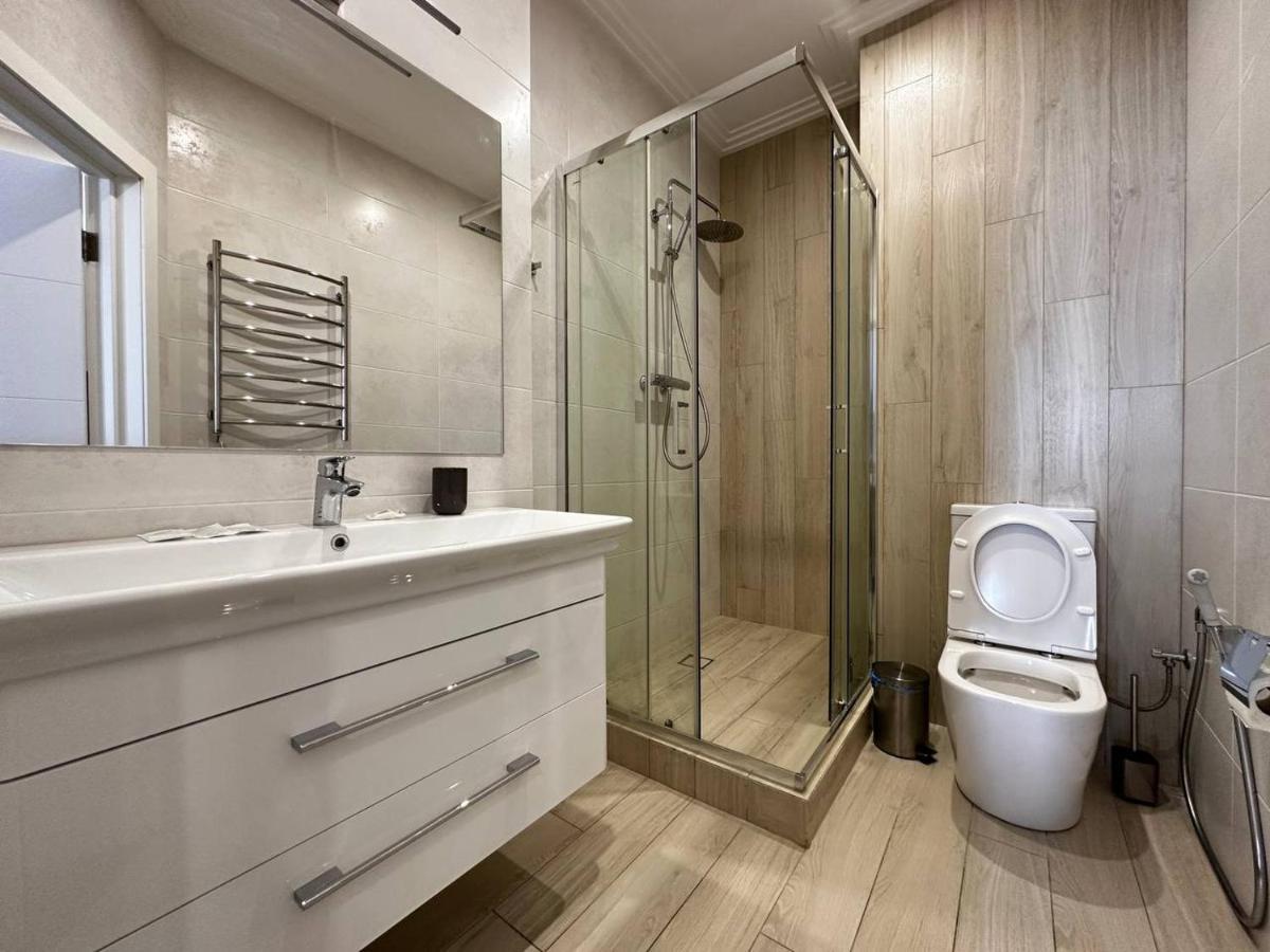 Sea Symphony 3-Bedrooms Lux Apartment Odesa Exterior foto